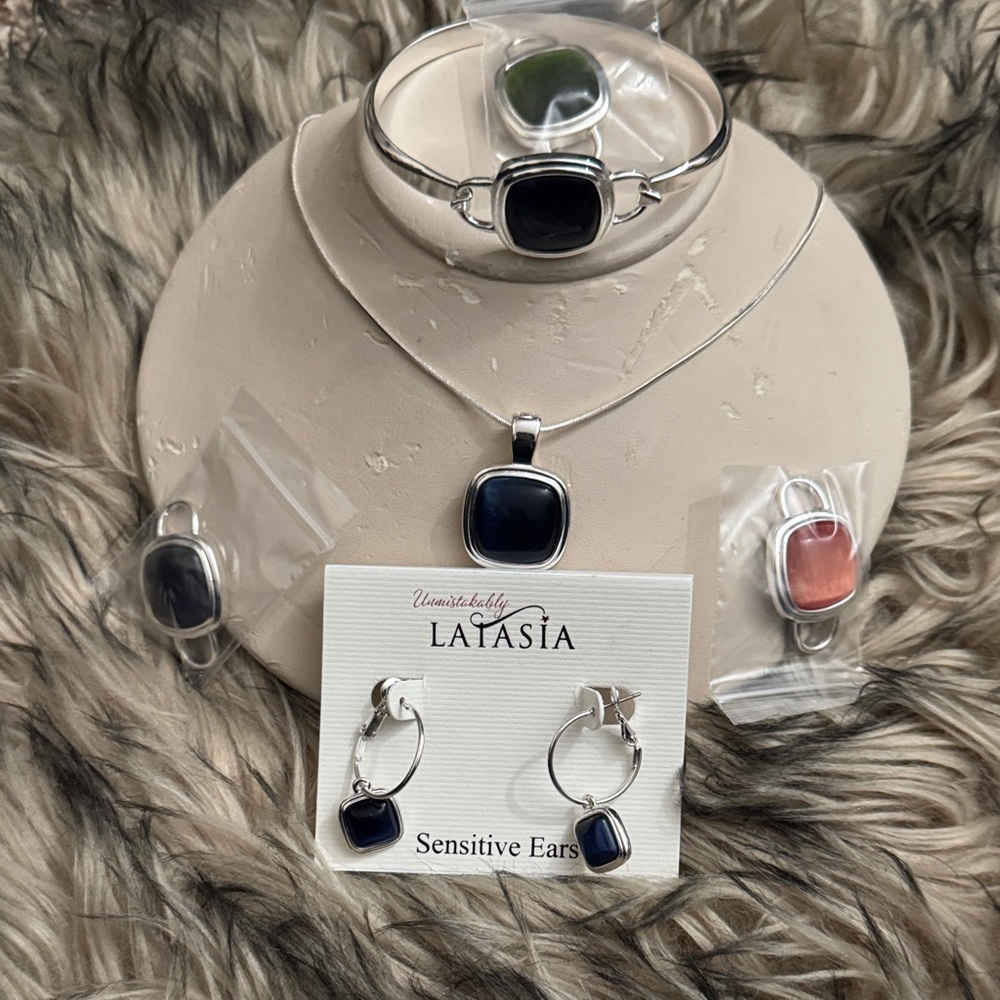 Silver and Blue Jewelry Set